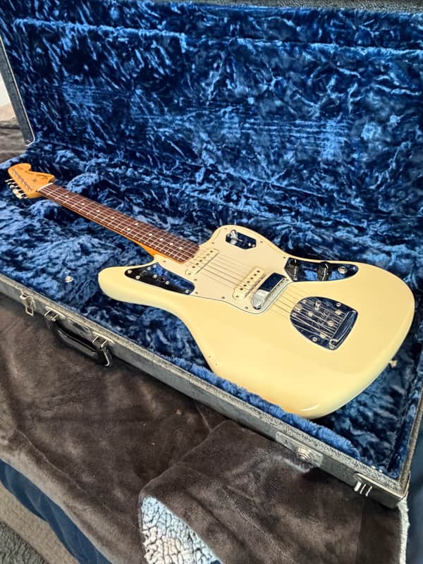 Fender Johnny Marr Signature Jaguar 2012 - Present - Olympic White