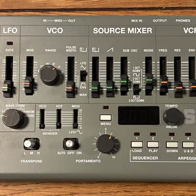 Roland SH-01A + DK-01 Boutique Dock