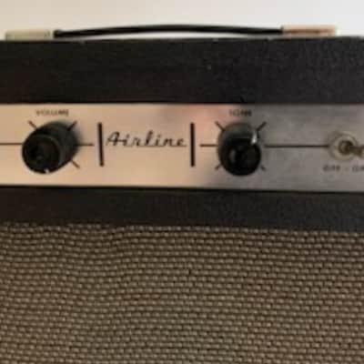Danelectro Airline Montgomery Ward 62-1902a 1964 USA image 4