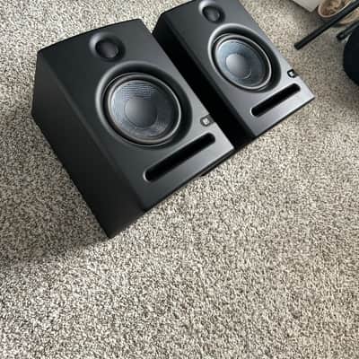 PreSonus Eris E5 2-Way 5" Active Studio Monitor (Pair) 2013 - Present - Black image 4