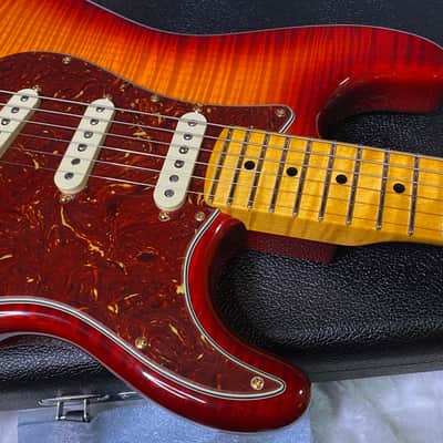 NEW! Fender Limited Edition Custom Deluxe AAA Flame Stratocaster - Hand Wound Pick-Ups - Gold Hardware - Aged Cherry Sunburst - 7.6lbs - Authorized Dealer - G07114 - WOW! image 2
