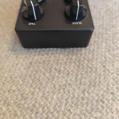 Darkglass Electronics Hyper Luminal Hybrid Compressor 2019 - Black image 4