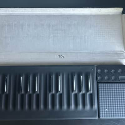ROLI Songmaker Kit with Seaboard Block, Lightpad M, and Loop Block 2010s - Black image 2
