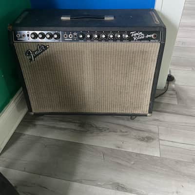 Fender Twin Reverb 2-Channel 100-Watt 2x12" Guitar Combo 1972 - 1976 - Silverface image 1