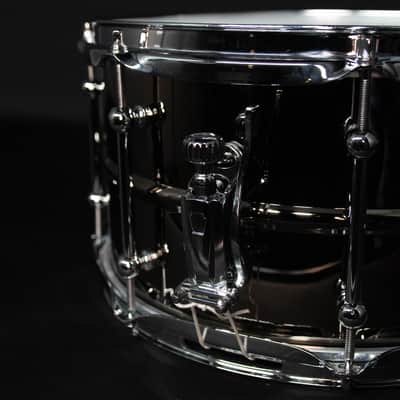 Ludwig 7" x 13" Universal Brass Snare Drum, Chrome Hardware image 3