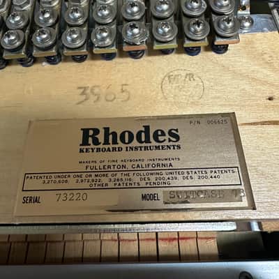 Rhodes Mark I Stage 73 Suitcase Model 1976 image 8
