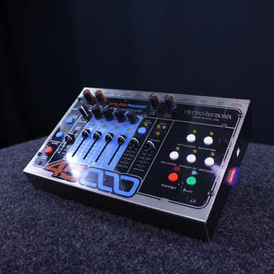 Electro-Harmonix 45000 Stereo Multi-Track Looper 2013 - Present - Silver / Black image 4