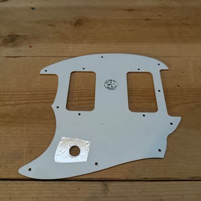 Vintage Pickguard for Fender HH Mustang - Aged White image 2