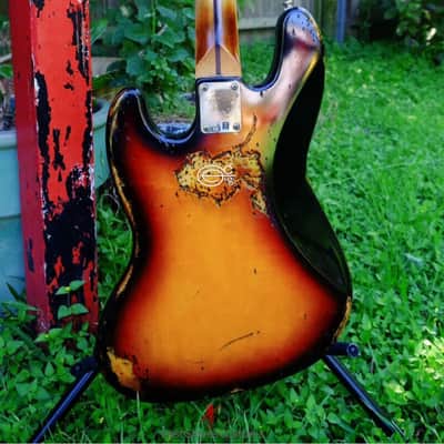 Fender Jazz Sunburst Bass Heavy Aged Relic by East Gloves Customs image 11