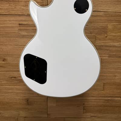 Epiphone Les Paul Custom "Inspired by Gibson Custom" Guitar 2024 - Alpine White 8lbs 5oz w/Hard Case. New! image 16