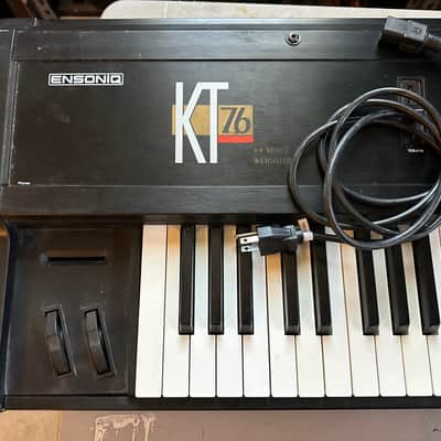 Ensoniq KT-76 64-Voice Digital Synthesizer 1995 - Black image 2