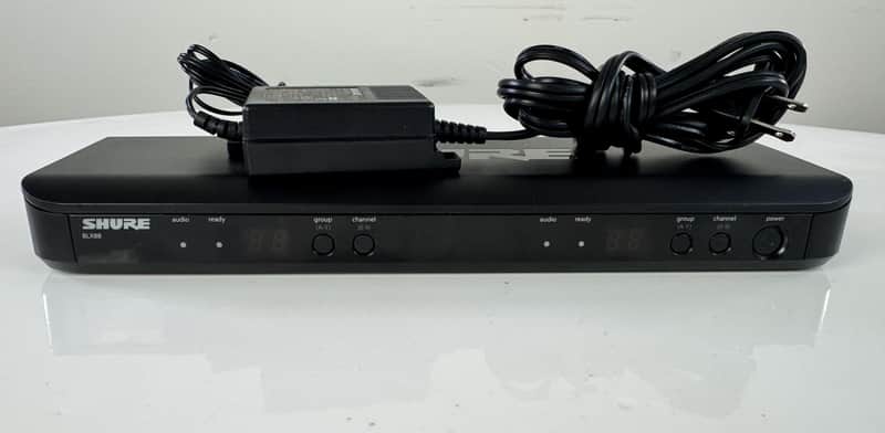 Shure BLX88 H11 Dual Channel Receiver with Genuine Power Supply 572-596 MHz image 1