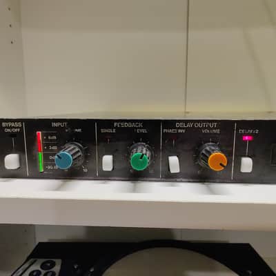 Roland SDE-2000 digital delay image 4