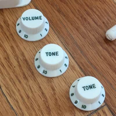 Complete Fender Strat Knobs Pickup Covers Set Light NOS Relic Parchment Green Fonts Numbers image 8