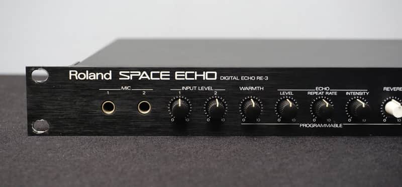 Roland RE-3 Space Echo / Digital Echo 1U Rack Mount Effects | Reverb