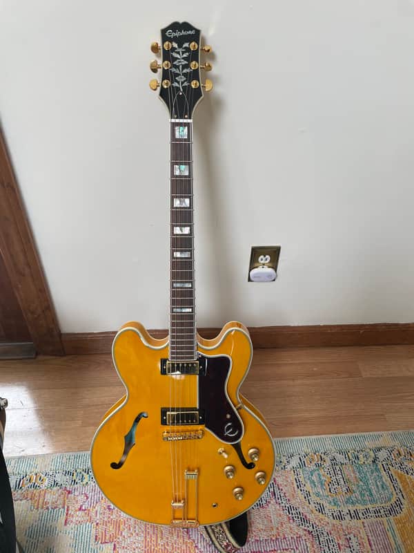 Epiphone Sheraton Frequensator with Laurel Fretboard 2023 - Present - Natural image 1