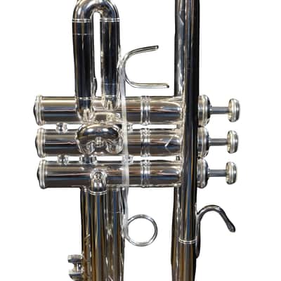 Bach Stradivarius 180S37 Professional Bb Trumpet (Silver Plated) Bild 10