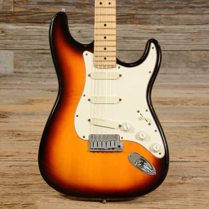 Fender Strat Plus Electric Guitar | Reverb Canada
