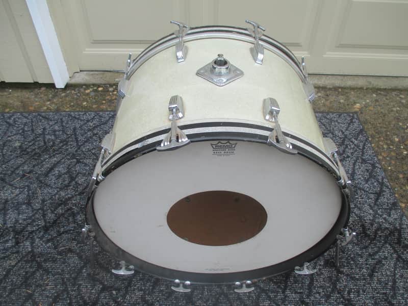 Ludwig Vintage Super Classic 22 X 14 Bass Drum, Silver Sparkle, 1960s Classic image 1