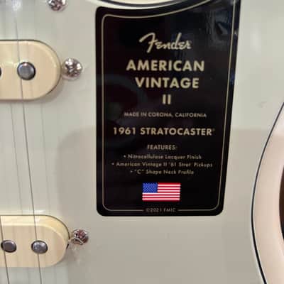 Fender American Vintage II 1961 Stratocaster  - Olympic White /8lbs. 0.2oz. #V2439455 image 7