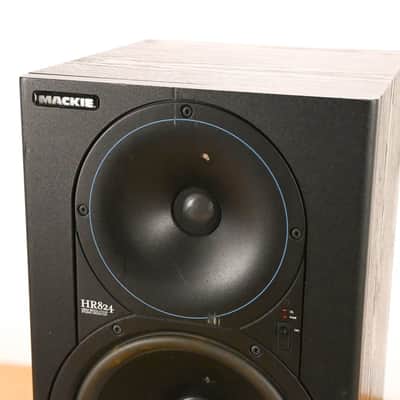 Mackie HR824 8.75-inch Active Studio Monitor CG01WPB image 2
