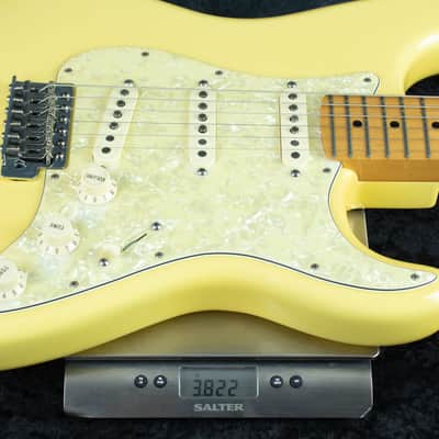 Fender Deluxe Roadhouse Strat Vintage White 2014 ~ Secondhand image 5