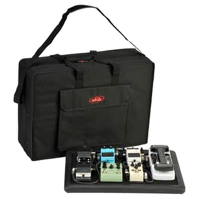 SKB 1SKB-PS-8PRO 8-Port Powered Pedalboard w/ Soft Case