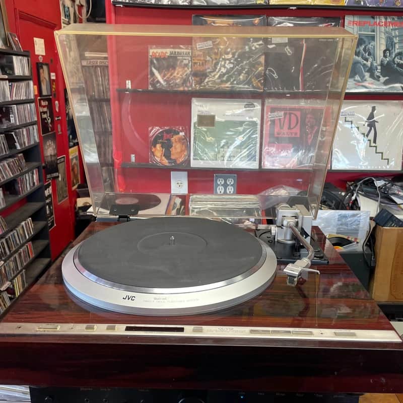 JVC QL-Y5F Direct Drive Stereo Turntable TESTED WORKS AND SOUNDS GREAT!