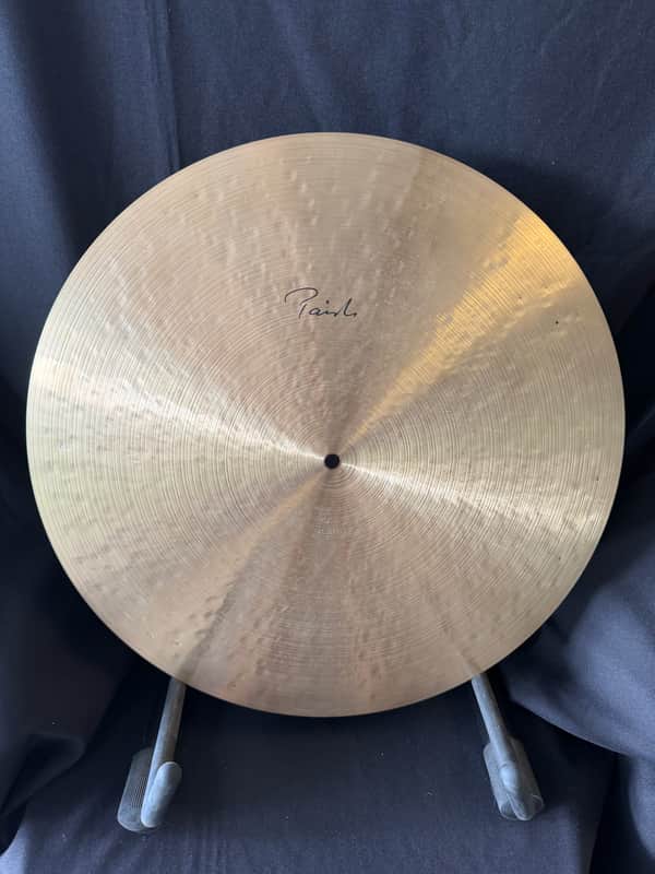 Paiste Signature Traditionals Light Flat Ride 20” (2021g) | Serial #06962656 | 2006 Production image 1