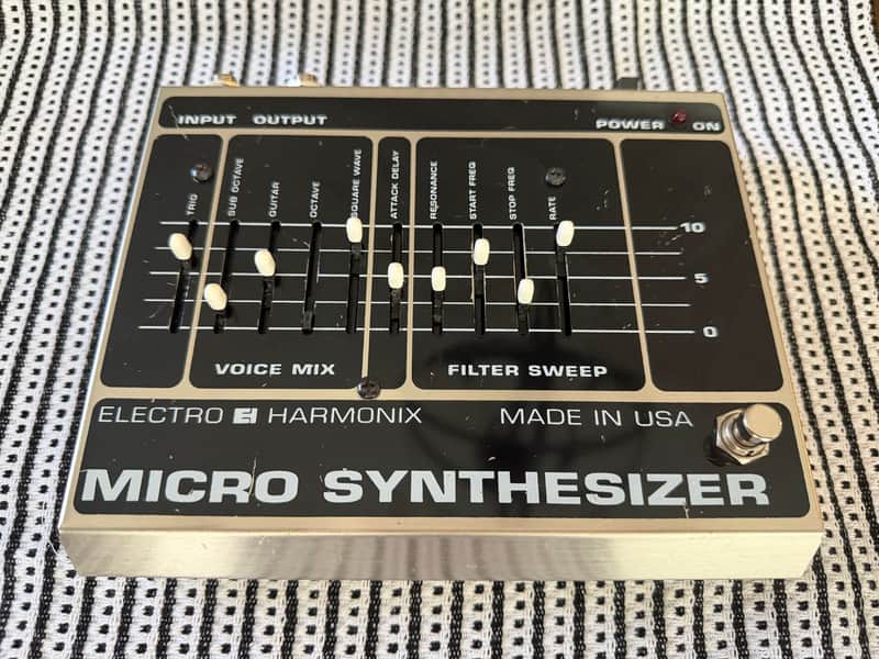 Electro-Harmonix Micro Synthesizer