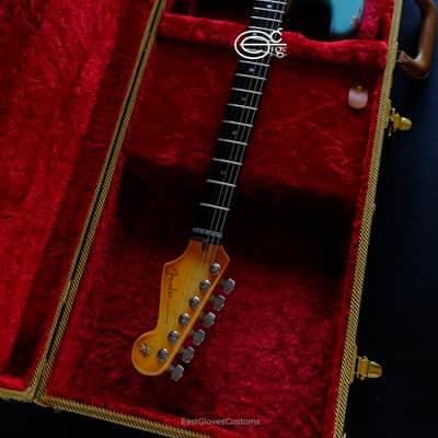 Fender Stratocaster American Deluxe Daphne Blue HSS Made in USA Relic Aged image 12