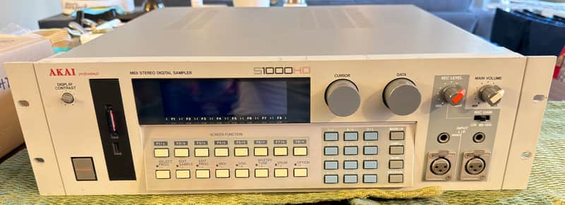 Akai S1000 HD MIDI Stereo Digital Sampler - SCSI Card, Digital IO AES Optical In-out, Upgraded to v4.4, New OLED Display, 32MB Real World Interfaces Card, ZuluSCSI + Original Parts image 1