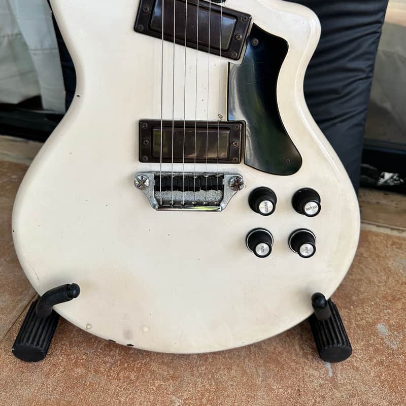 1972 Yamaha SG-40 Cream