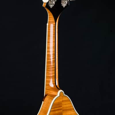 Bourgeois M5A Mandolin Full Aged Tone Adirondack Spruce and European Flamed Maple NEW image 19