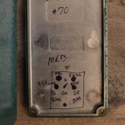 Mr. B Custom Dual Fuzz Face - Silicone or Germanium diode switch - Bias knob - Carbon comp image 2