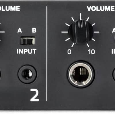 AKG HP4E 4-channel Headphone Amplifier image 1