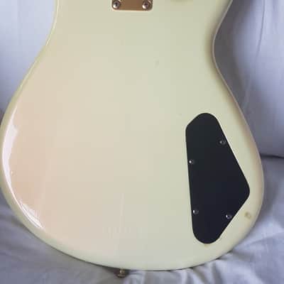 yamaha motion bass Left Handed (Medium Scale) Lefty Rare image 9