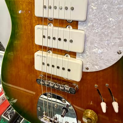 Vintage Revo Series Trio Electric with P90’s, Green Yellow Burst - Pre Owned image 6