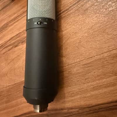 Universal Audio Sphere LX  Large Diaphragm Modeling Microphone 2023 - Present - Black image 4