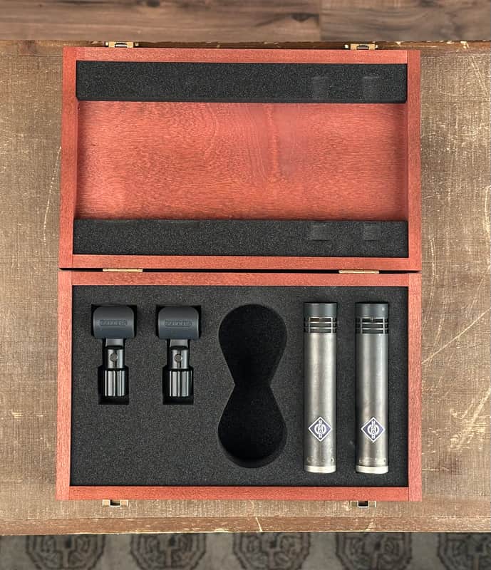 NEUMANN KM84i ビンテージコンデンサーマイク ケース付き Neumann KM 84 Small Diaphragm Cardioid Condenser Microphone Stereo