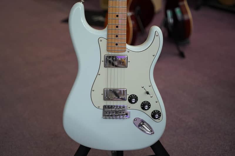 Fender Blacktop Stratocaster