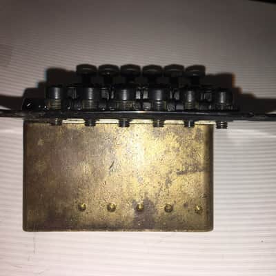 Floyd Rose licensed tremolo with adjustable saddles image 3