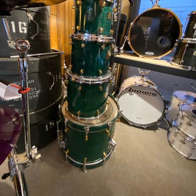 USED Yamaha Maple Custom 5 Piece in turquoise image 8