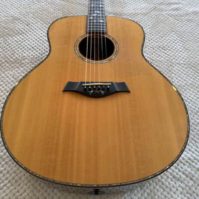 Taylor 918e with ES2 Electronics 2013 - Natural image 4