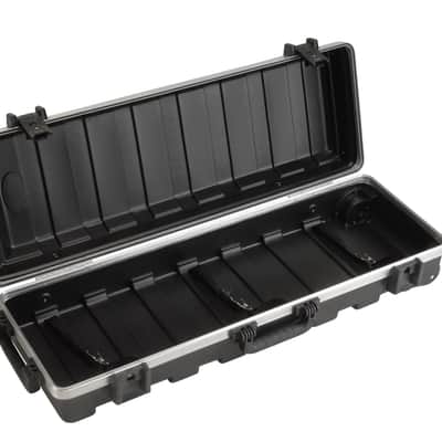 SKB Compact Stand Case 36-1/2 x 11-7/8 x 8-1/4 with Wheels & Straps, TSA Latches, Over molded Handle image 8