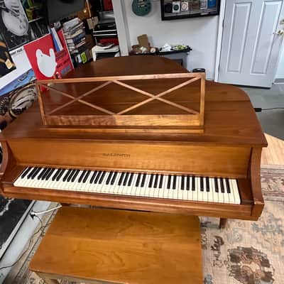 Baldwin M 1964 - Walnut image 6