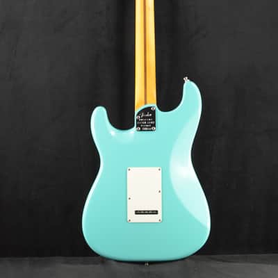 Fender American Ultra Luxe Vintage '60s Stratocaster HSS Sea Foam Green Rosewood Fingerboard image 8