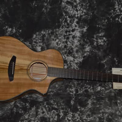 Breedlove Oregon Concert Myrtlewood ce 2024 - Natural image 1