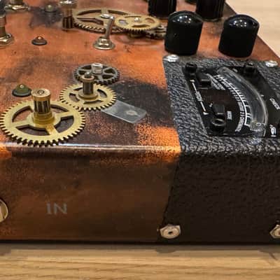 JAM Pedals Custom Multi-Pedal (2022) – Red Muck, Rattler, Lucydreamer, Dynassor + Boss TU-3 Tuner – Hand-Painted Steampunk – Original Wooden Case image 9