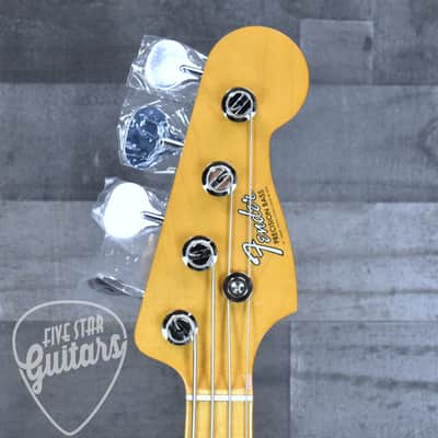 Fender Vintera III Late 60s Precision Bass - Lake Placid Blue with Gigbag image 5